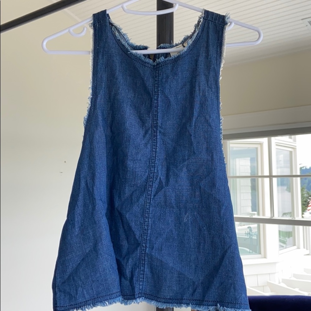 Lightly worn, denim top!